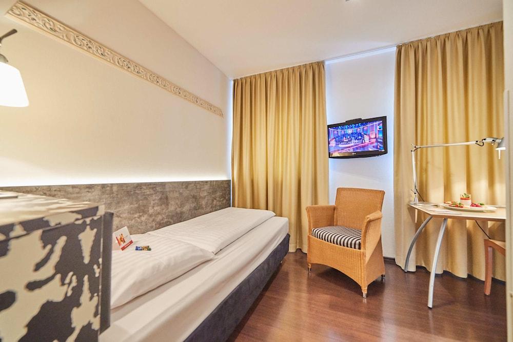 Amadeus Hotel Hannover